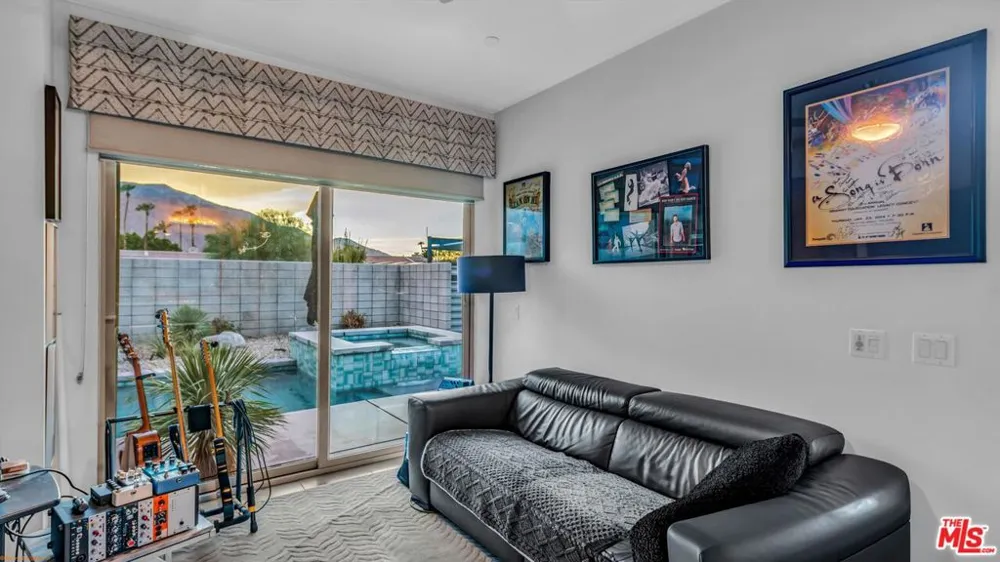 3010 Avenida Caballeros Palm Springs, CA 92262