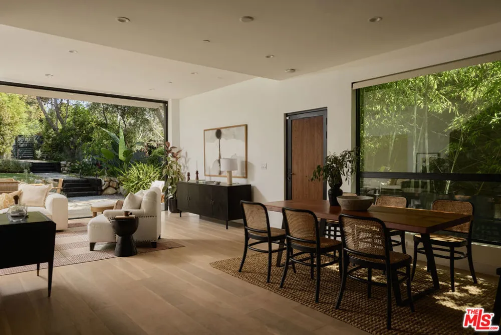 2917 Avenel Terrace Los Angeles, CA 90039