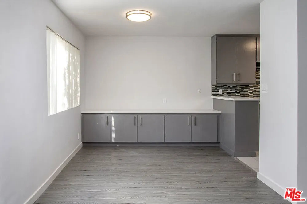 450 S LOS ROBLES AVENUE #15 Pasadena, CA 91101