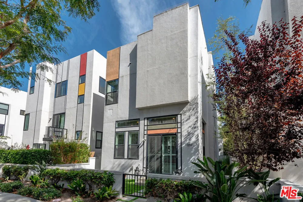 12912 Discovery Playa Vista, CA 90094