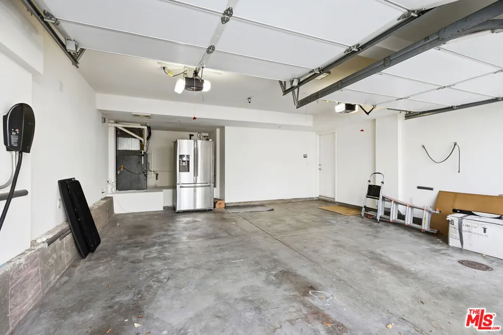 12912 Discovery Playa Vista, CA 90094