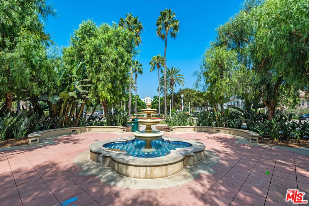 12912 Discovery Playa Vista, CA 90094