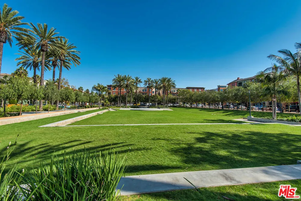 12912 Discovery Playa Vista, CA 90094