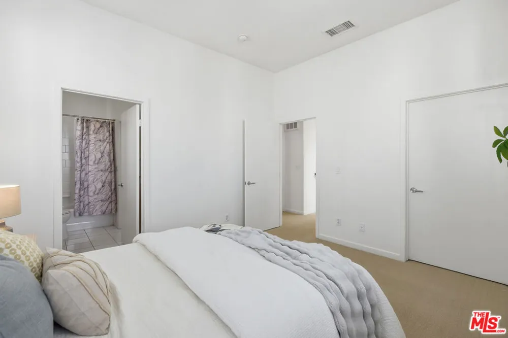 12912 Discovery Playa Vista, CA 90094
