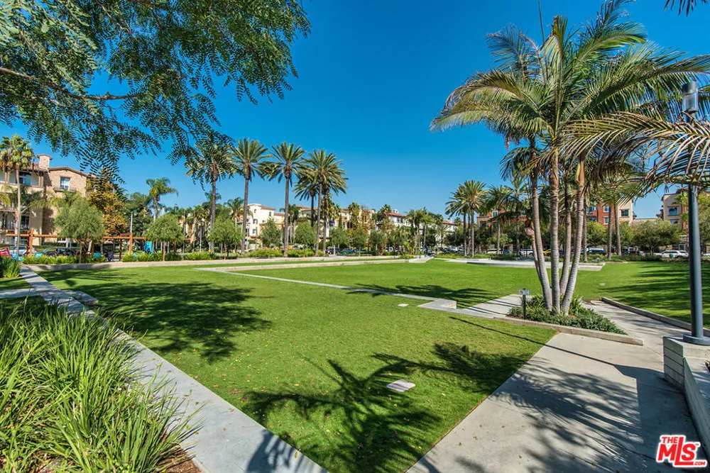 12912 Discovery Playa Vista, CA 90094