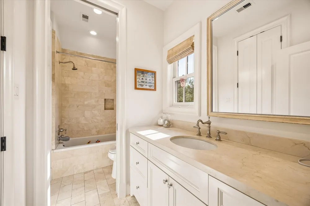 1705 Morse Street Houston, TX 77019