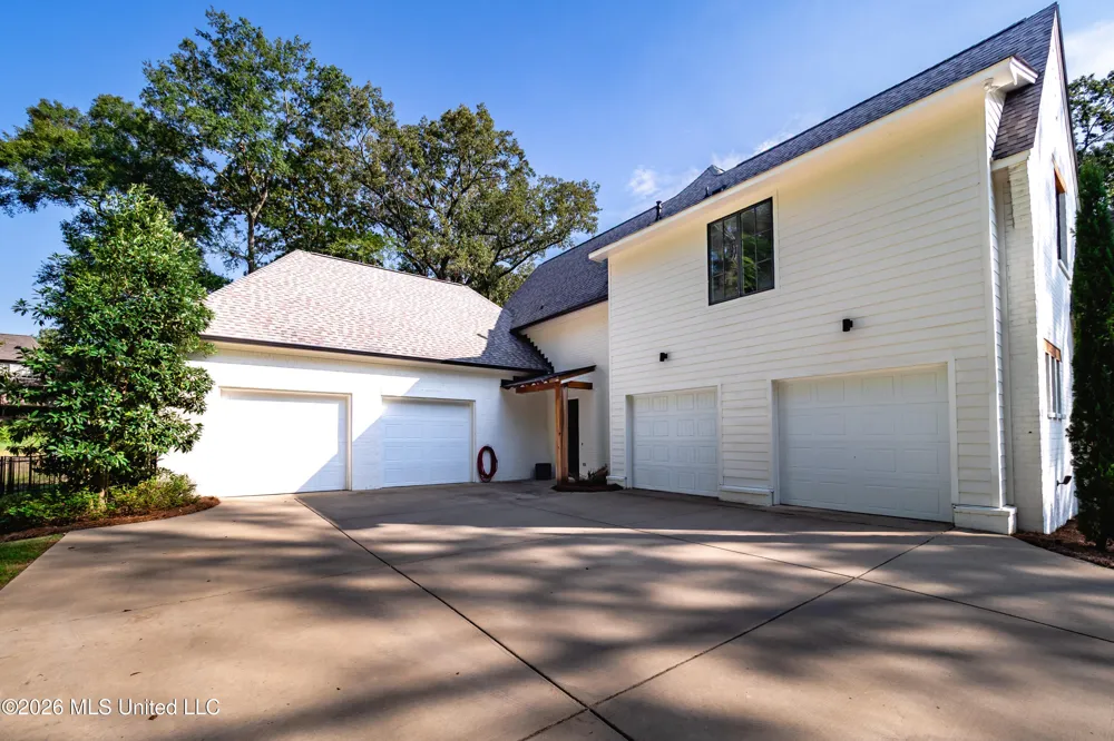 104 Langdon Bend Madison, MS 39110