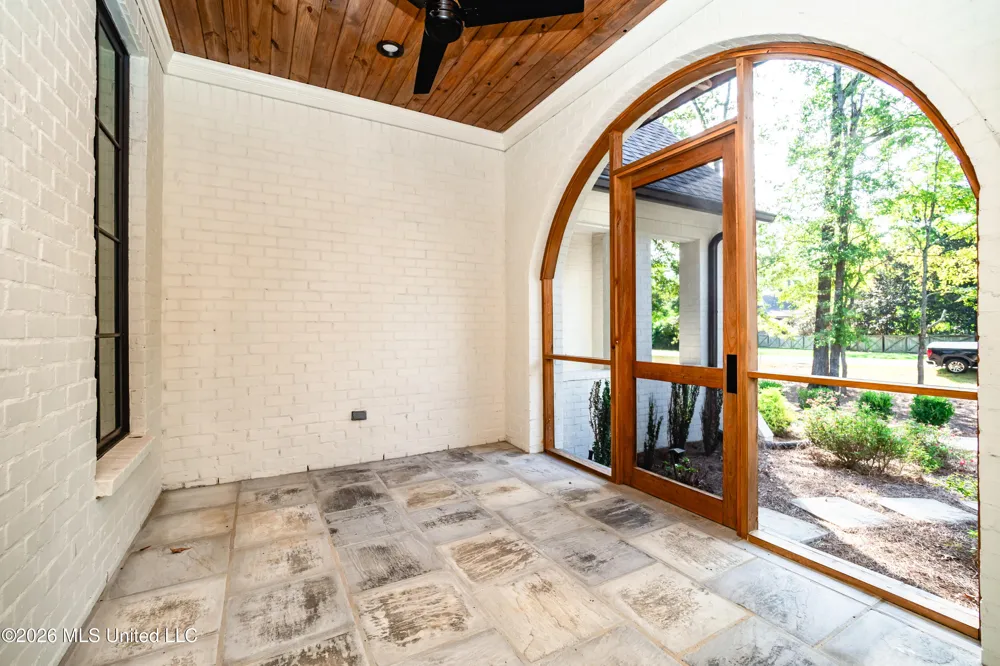 104 Langdon Bend Madison, MS 39110