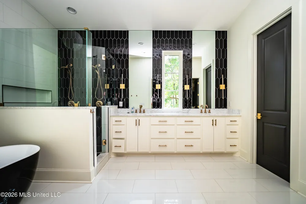 104 Langdon Bend Madison, MS 39110
