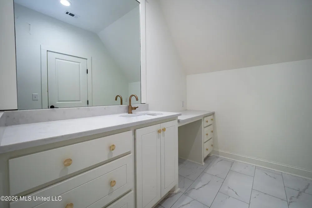 104 Langdon Bend Madison, MS 39110