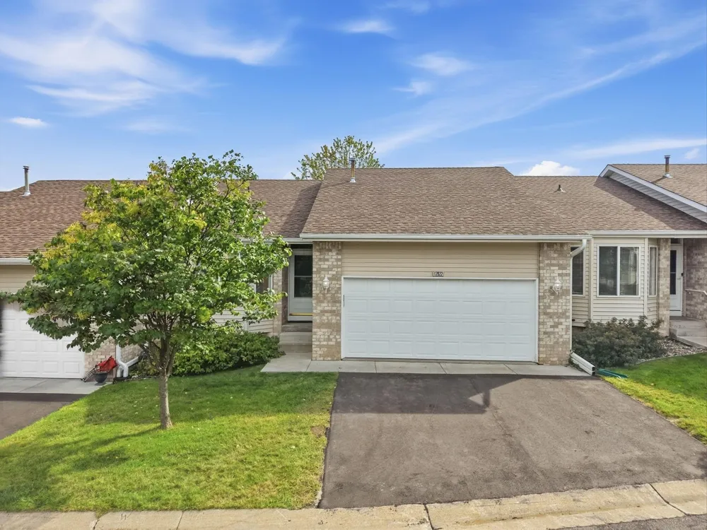 12822 Glen Court Apple Valley, MN 55124