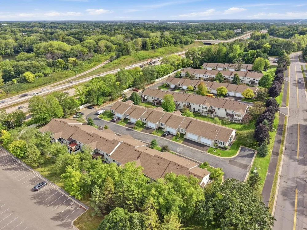 12822 Glen Court Apple Valley, MN 55124