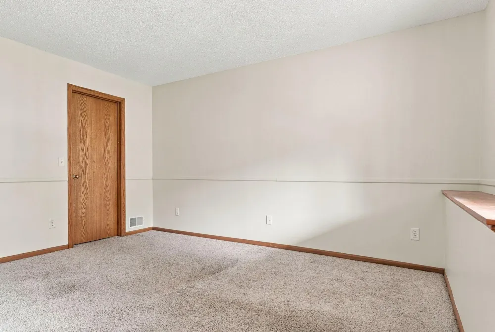 12822 Glen Court Apple Valley, MN 55124
