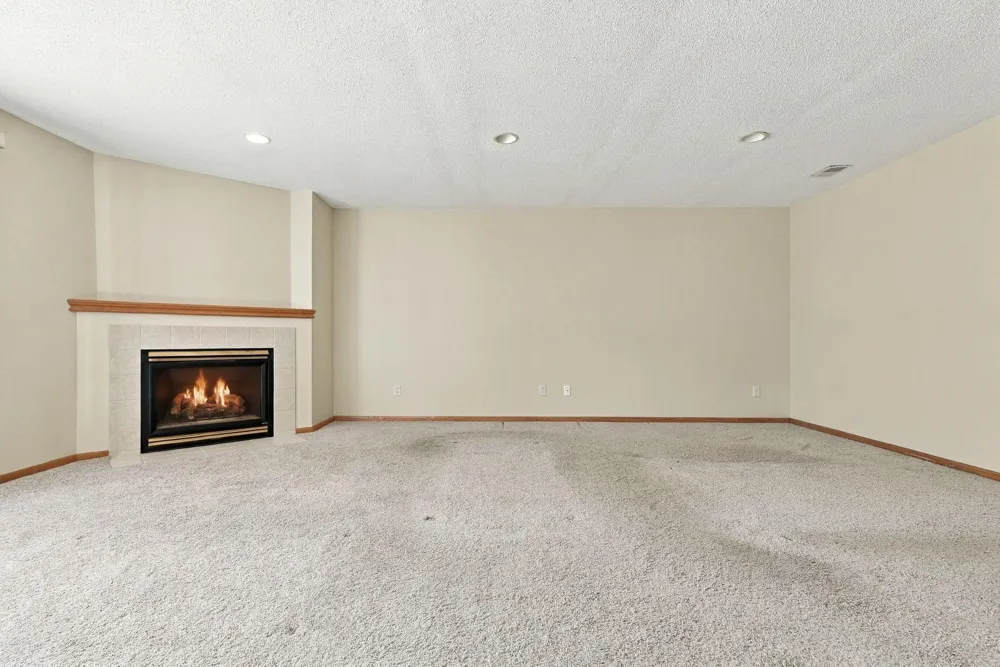 12822 Glen Court Apple Valley, MN 55124