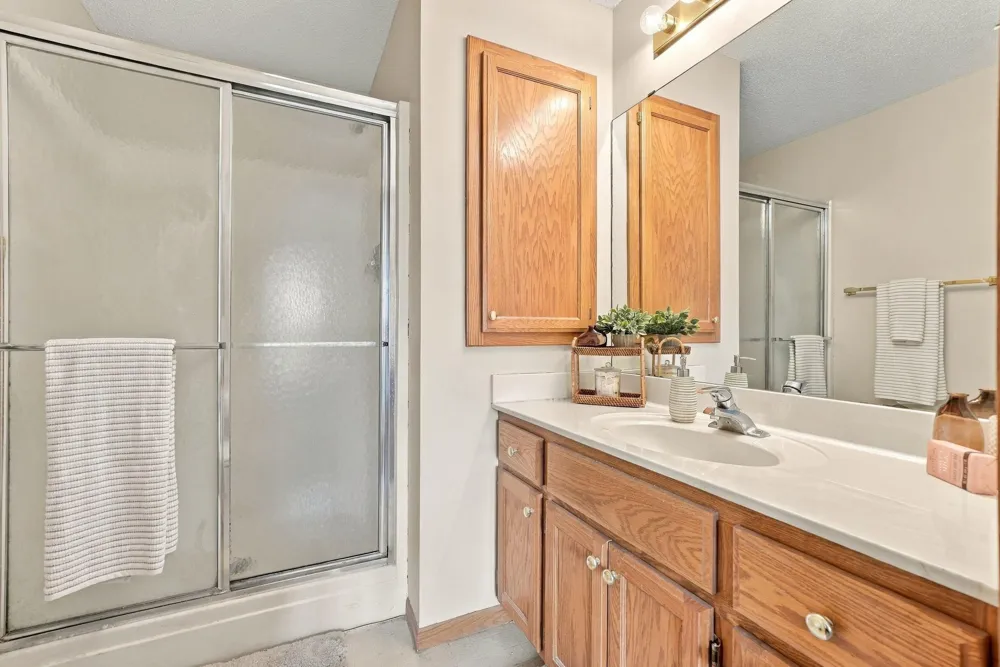 12822 Glen Court Apple Valley, MN 55124