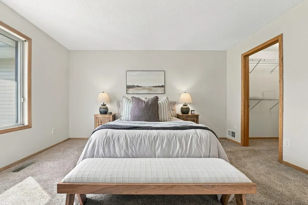 12822 Glen Court Apple Valley, MN 55124