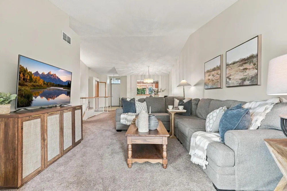 12822 Glen Court Apple Valley, MN 55124