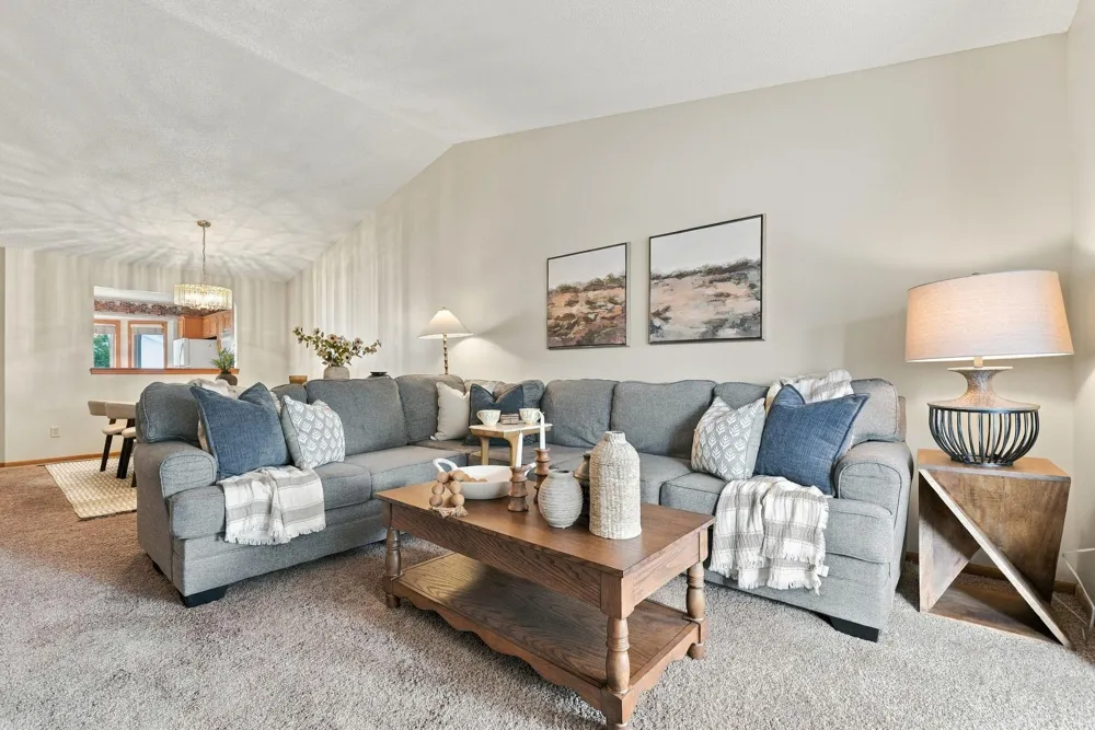 12822 Glen Court Apple Valley, MN 55124