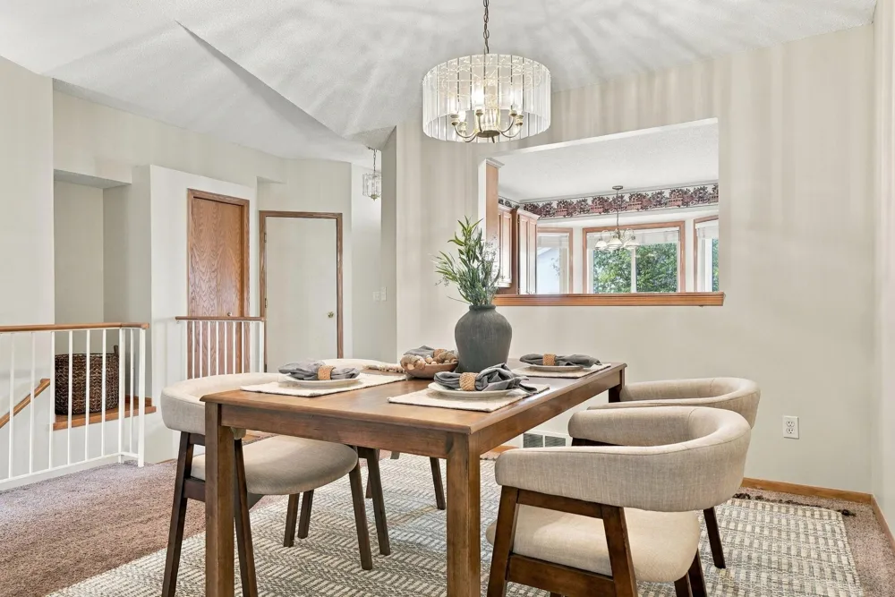 12822 Glen Court Apple Valley, MN 55124