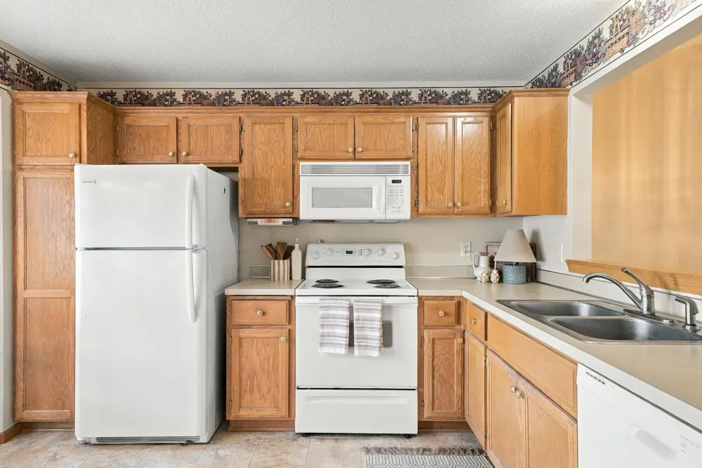 12822 Glen Court Apple Valley, MN 55124