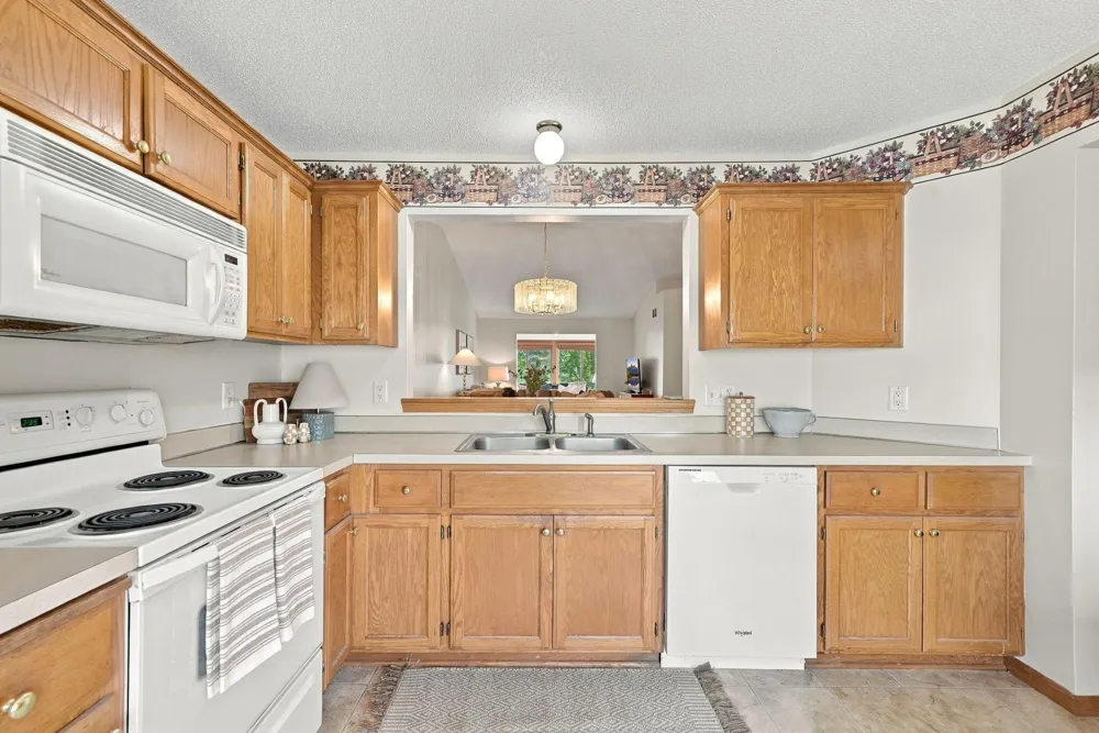 12822 Glen Court Apple Valley, MN 55124