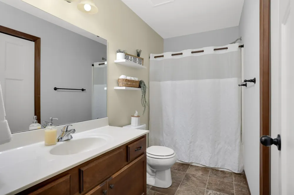 19824 Embers Avenue Farmington, MN 55024