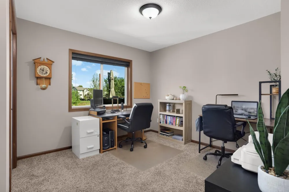 19824 Embers Avenue Farmington, MN 55024