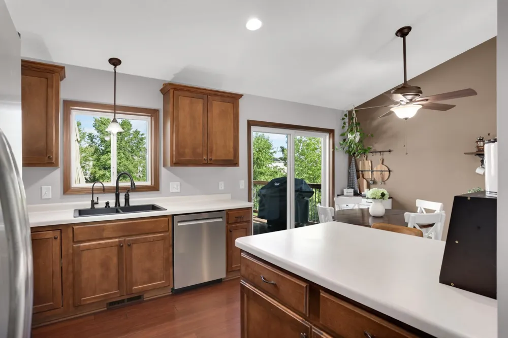 19824 Embers Avenue Farmington, MN 55024
