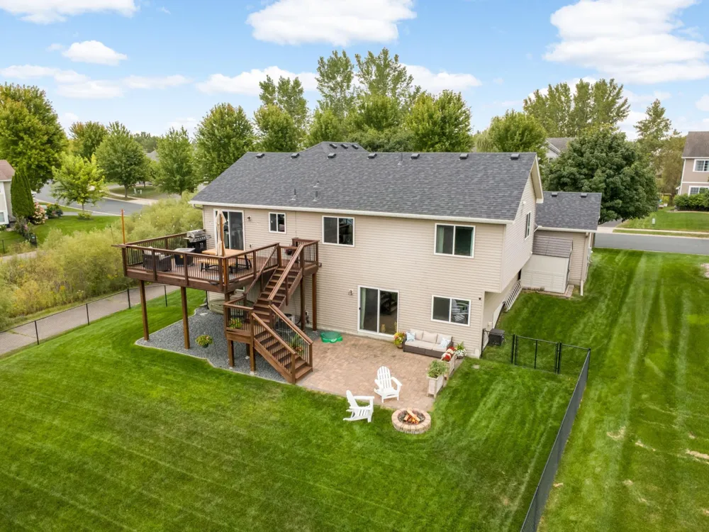 19824 Embers Avenue Farmington, MN 55024