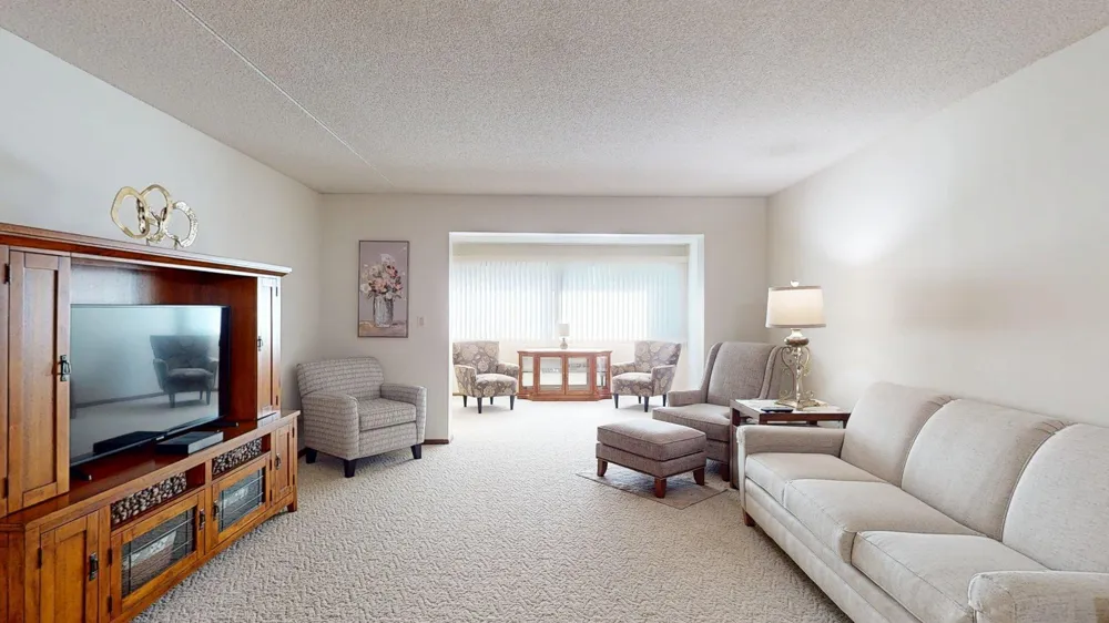 2100 Valkyrie Drive NW #302 Rochester, MN 55901