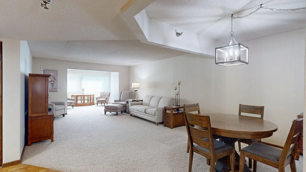 2100 Valkyrie Drive NW #302 Rochester, MN 55901