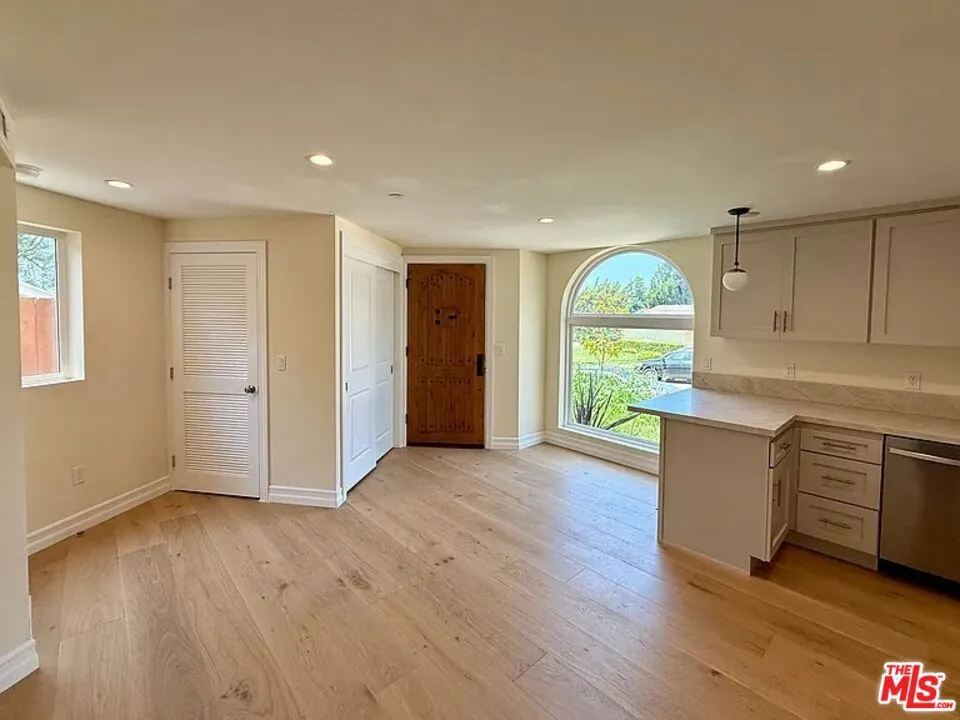 2807 Dunleer Place #1 Los Angeles, CA 90064