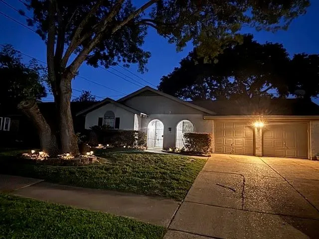 3903 Glenn Ricki Drive Houston, TX 77045