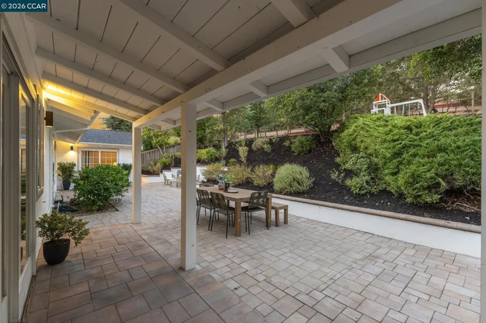 367 Shady Glen Rd Walnut Creek, CA 94596