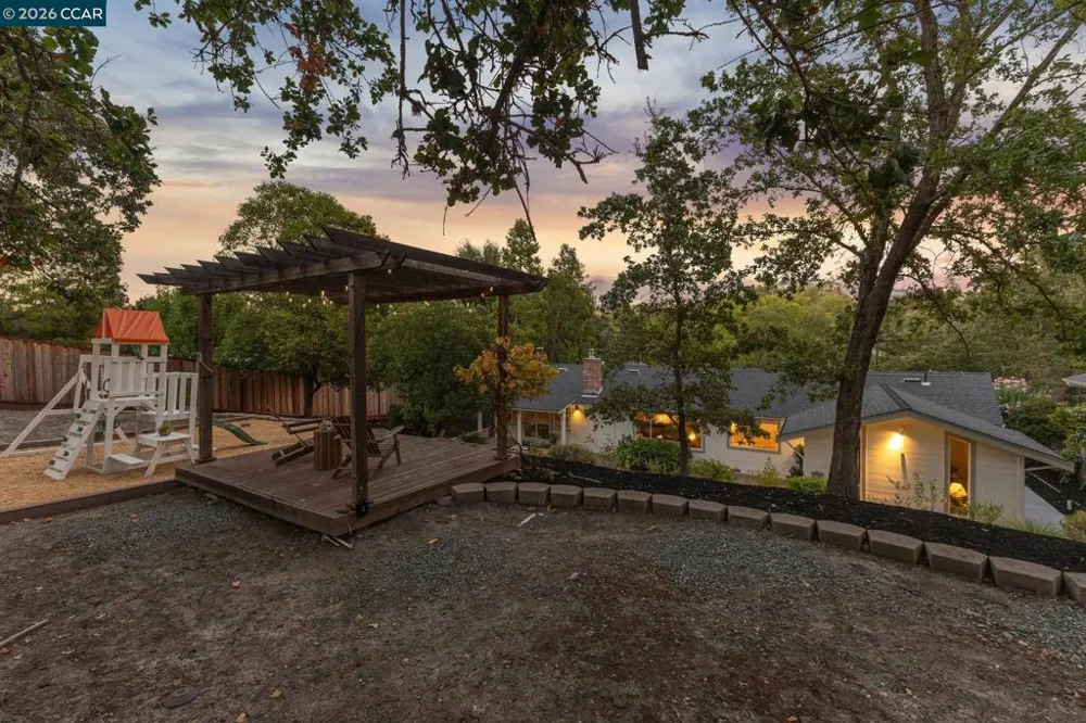 367 Shady Glen Rd Walnut Creek, CA 94596