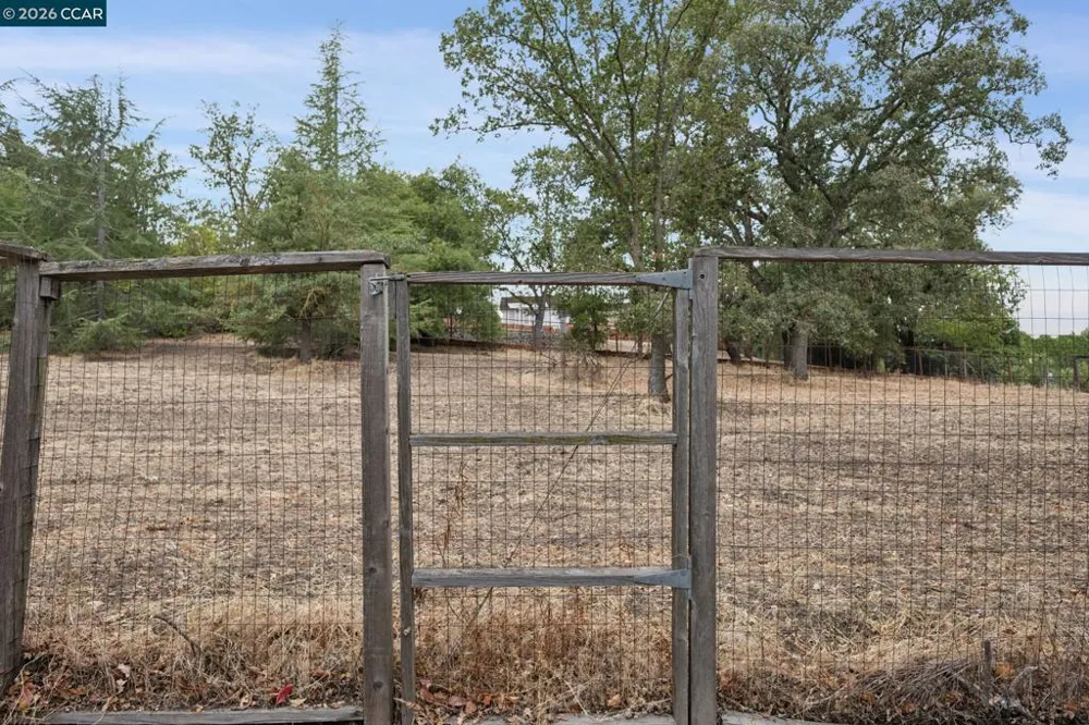 367 Shady Glen Rd Walnut Creek, CA 94596