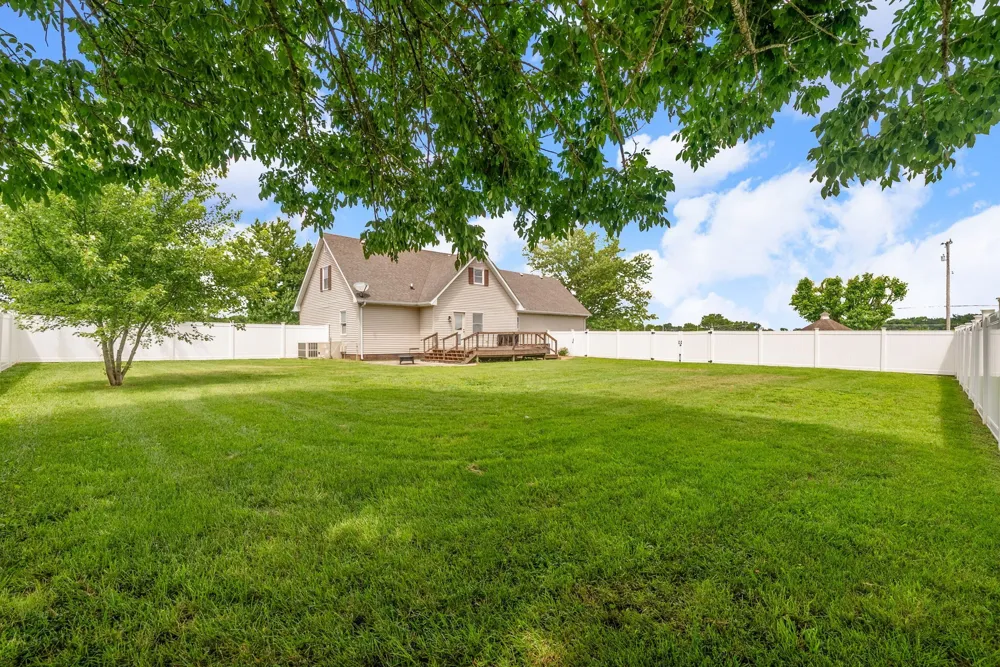 3805 Cadiz Rd Hopkinsville, KY 42240