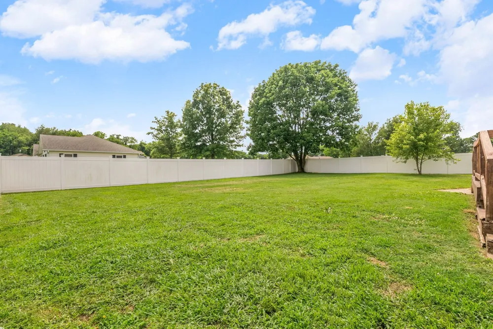 3805 Cadiz Rd Hopkinsville, KY 42240