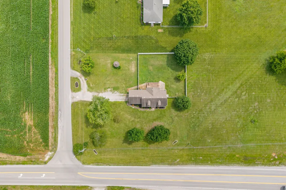 3805 Cadiz Rd Hopkinsville, KY 42240