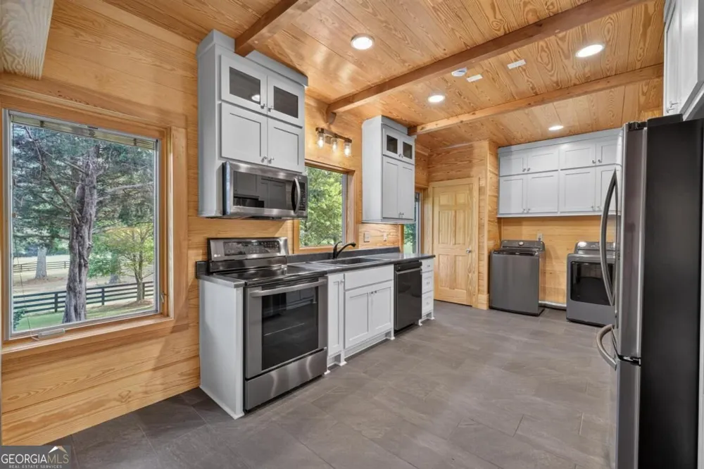 5231 Sandy Creek RD Madison, GA 30650