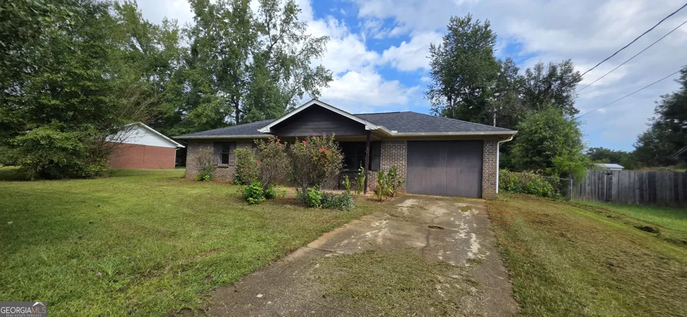 115 Grove Creek DR Locust Grove, GA 30248