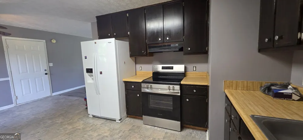 115 Grove Creek DR Locust Grove, GA 30248