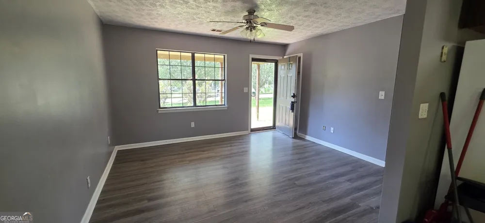 115 Grove Creek DR Locust Grove, GA 30248