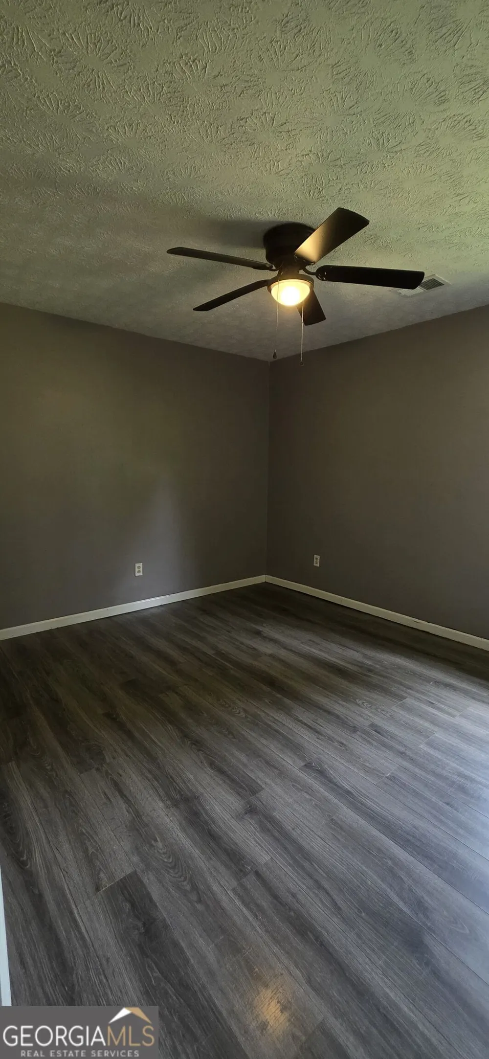 115 Grove Creek DR Locust Grove, GA 30248