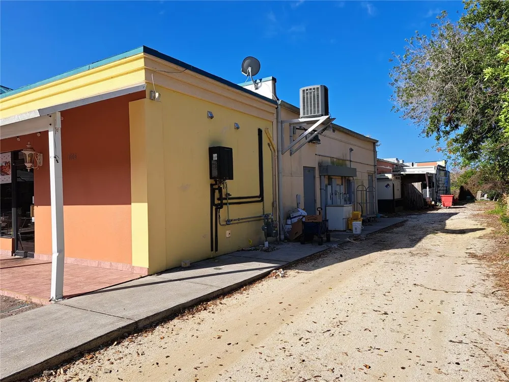 1600 ACHIEVA WAY Dunedin, FL 34698