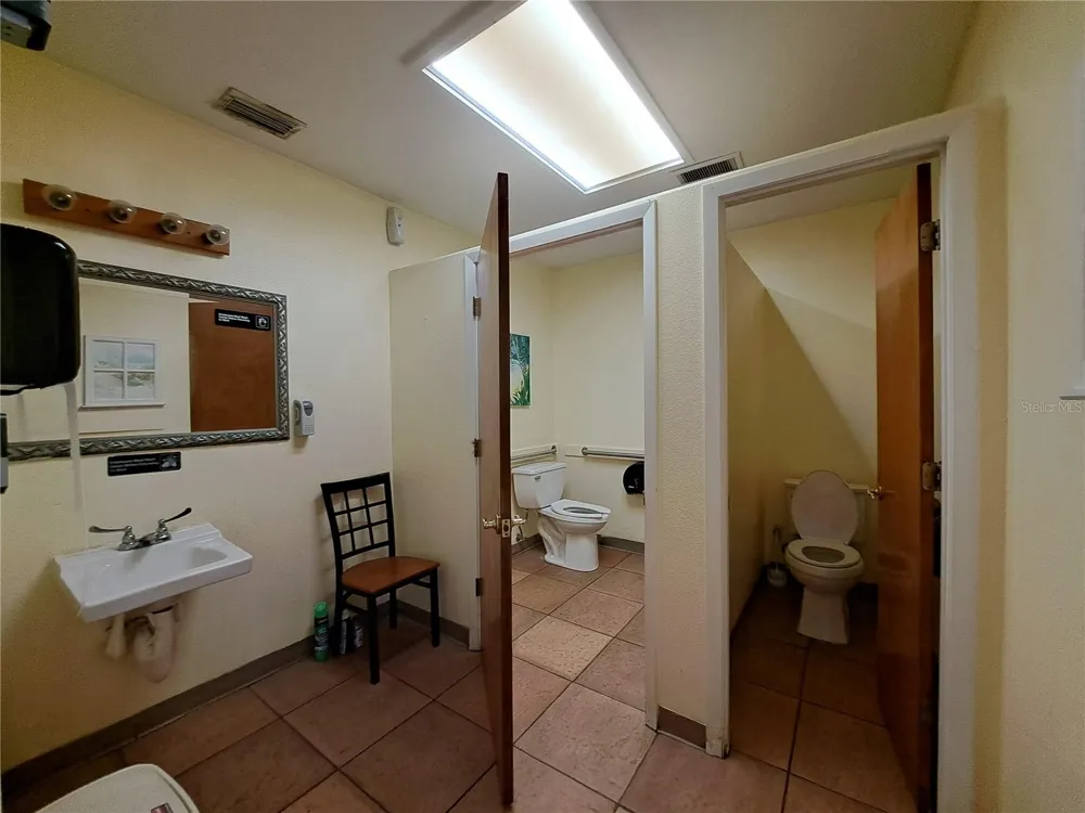 1600 ACHIEVA WAY Dunedin, FL 34698
