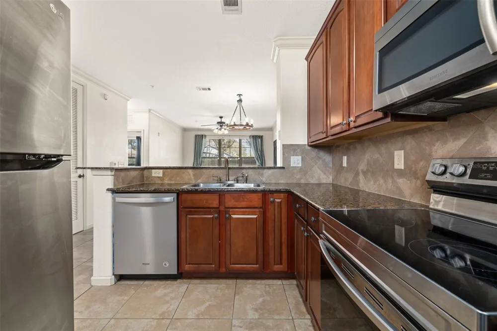 901 CHARO PARKWAY #716 Davenport, FL 33897