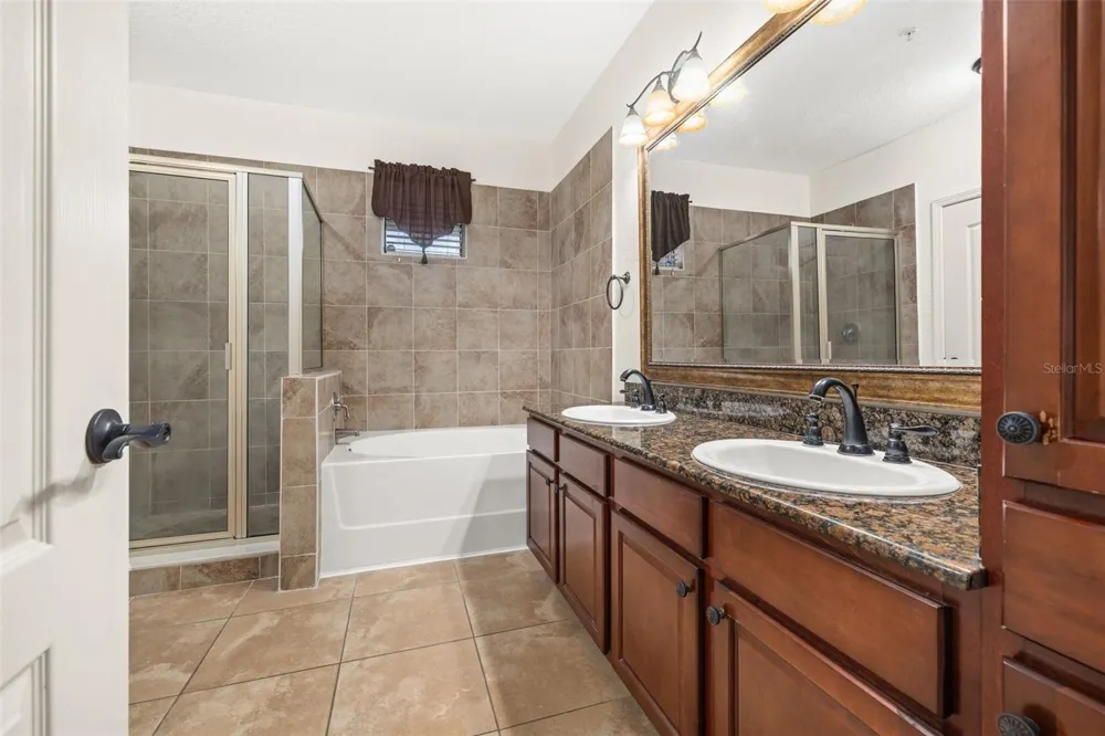901 CHARO PARKWAY #716 Davenport, FL 33897
