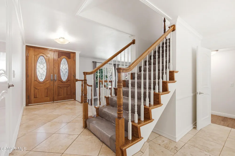 29407 Promontory Place Agoura Hills, CA 91301