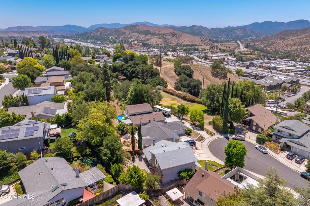 29407 Promontory Place Agoura Hills, CA 91301